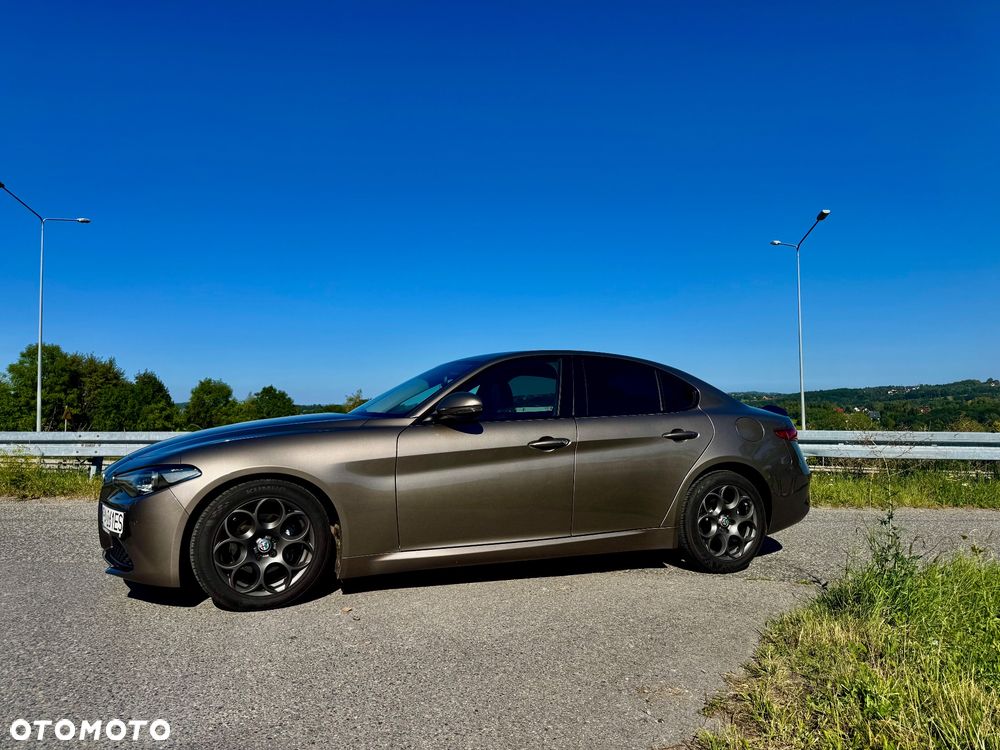 Alfa Romeo Giulia 2.2 D Turbo Super - 6
