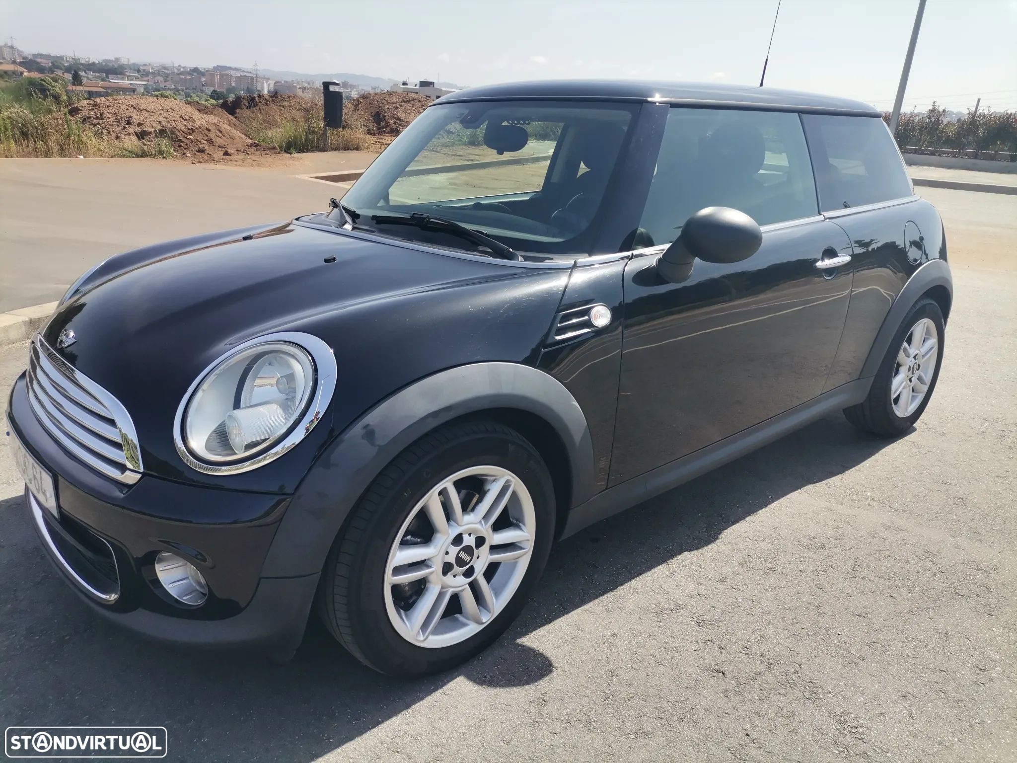 MINI 3 Portas One D - 1
