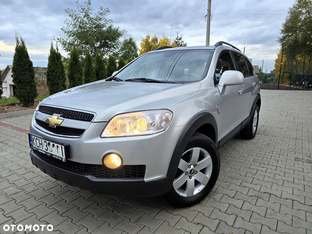 Chevrolet Captiva 2.4 4WD 7 Sitzer LT - 2