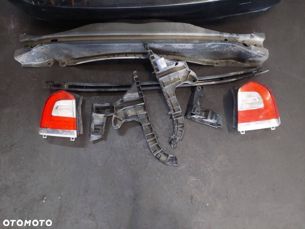 KOMPLETNY TYŁ VOLVO V70 III LIFT 019-26 KLAPA ELEKTRYCZNA ZDERZAK TYŁ LAMPY - 20
