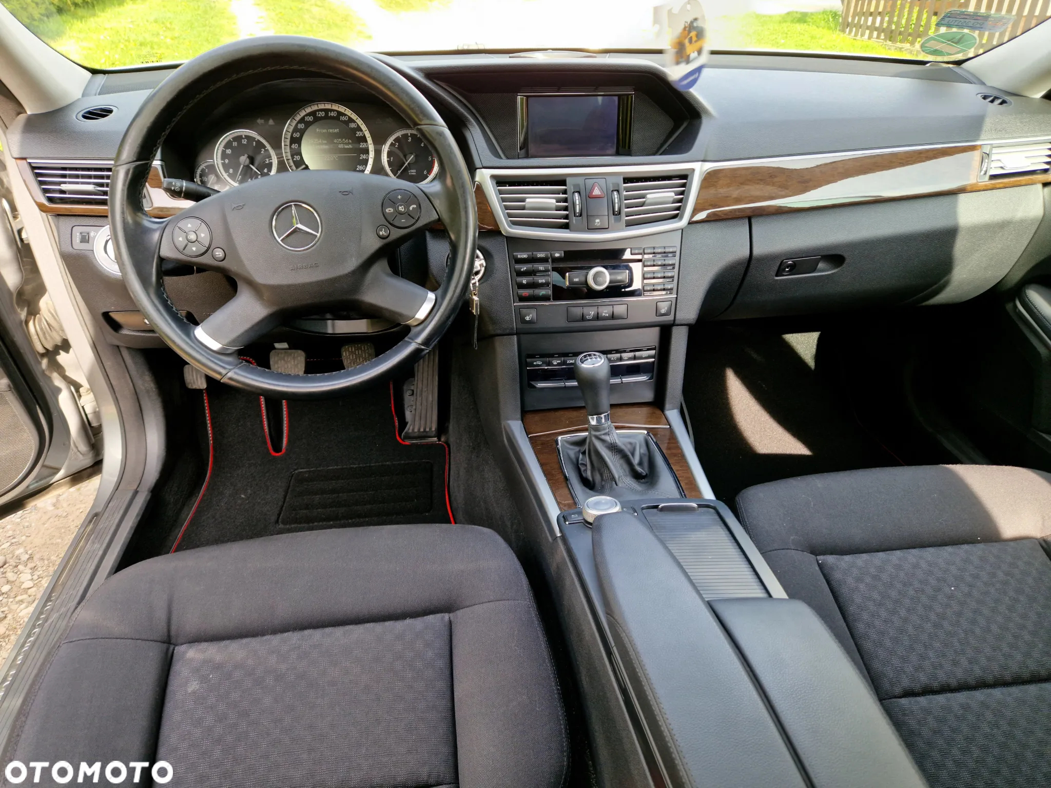 Mercedes-Benz Klasa E 250 CDI BlueEff - 16