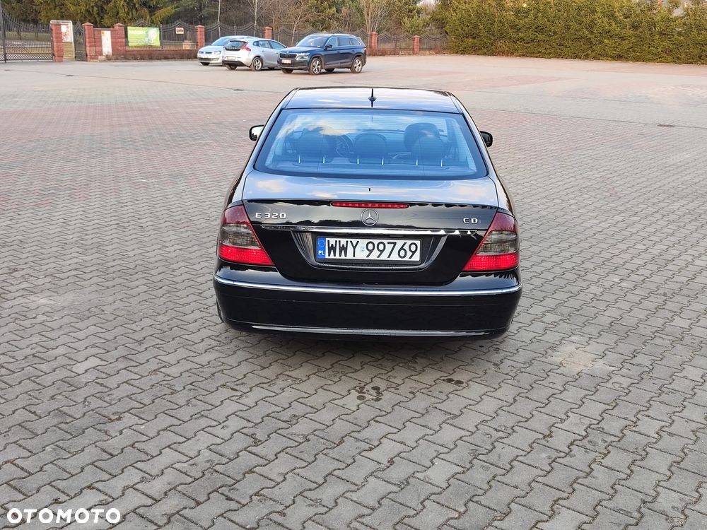Mercedes-Benz Klasa E - 10