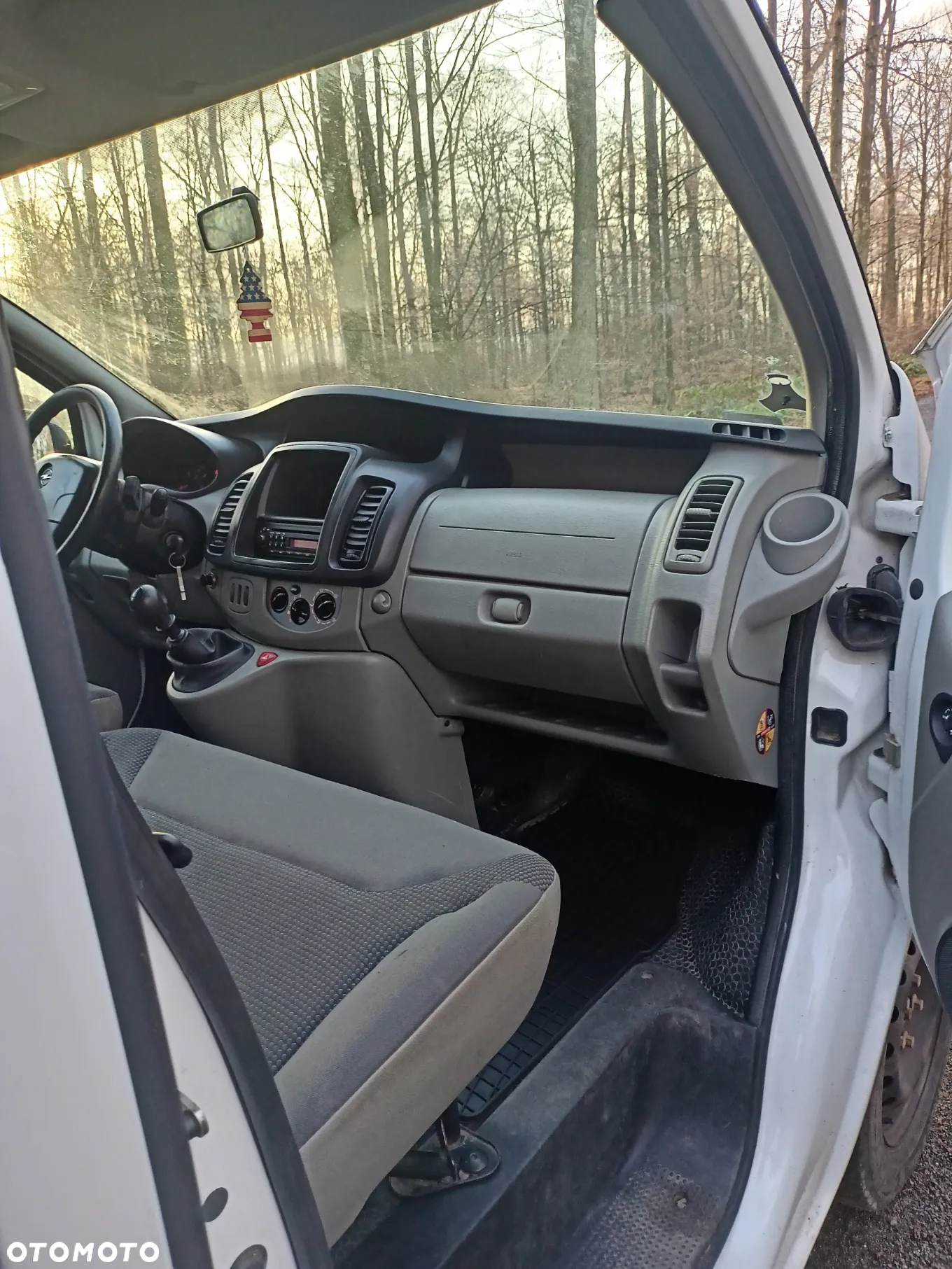 Opel Vivaro - 9