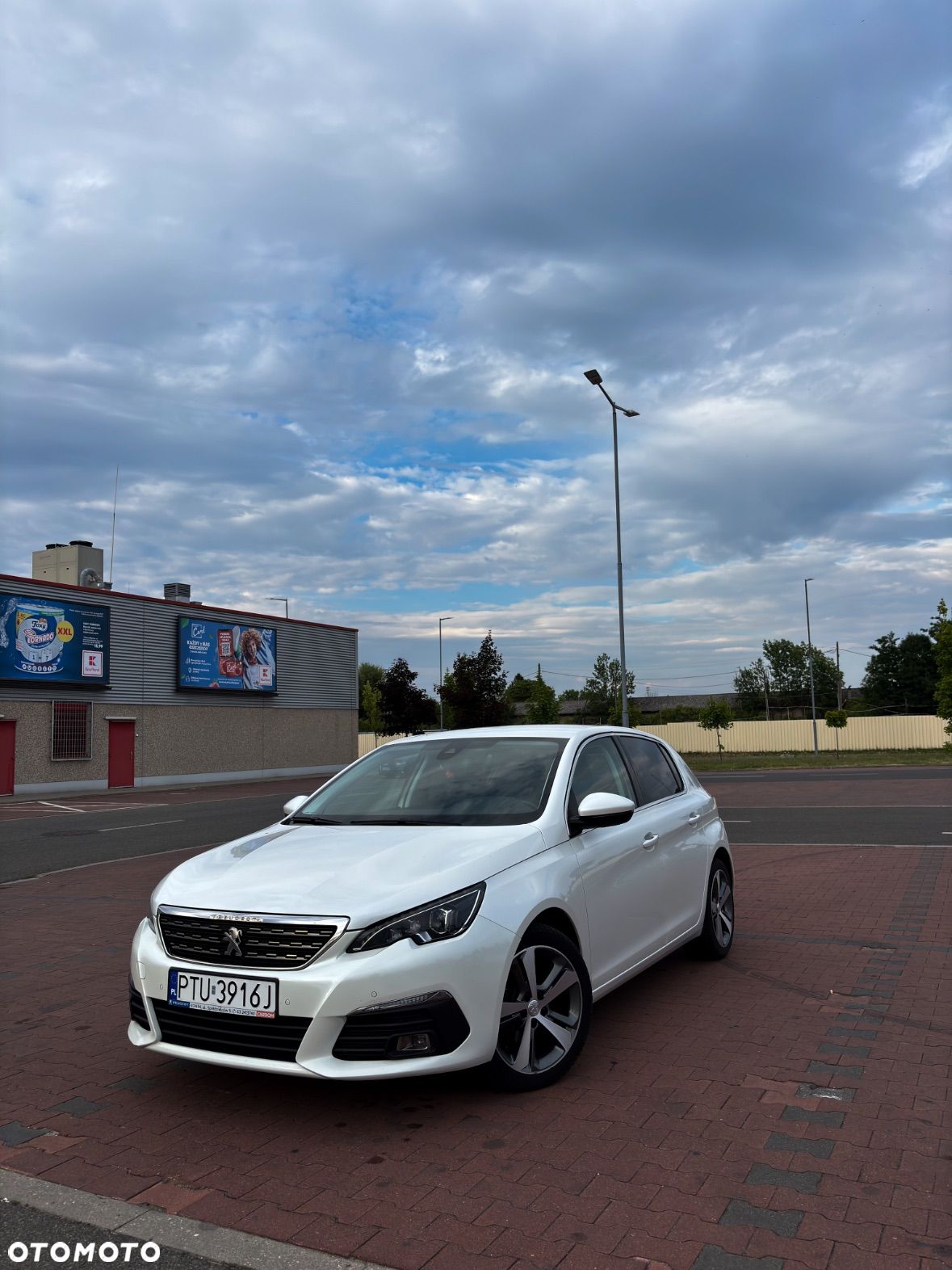Peugeot 308 1.2 PureTech GPF Allure S&S - 1