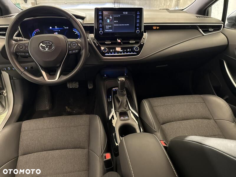 Toyota Corolla - 21