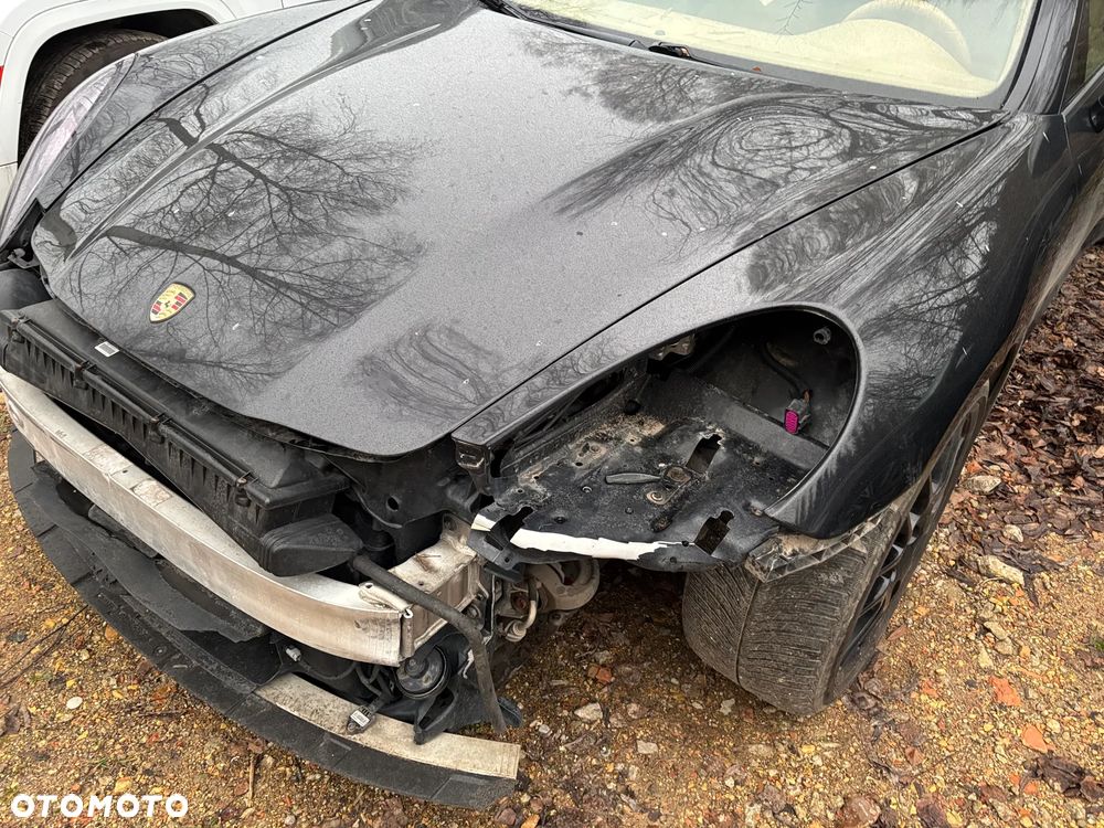 Porsche Panamera PDK Platinum Edition - 8