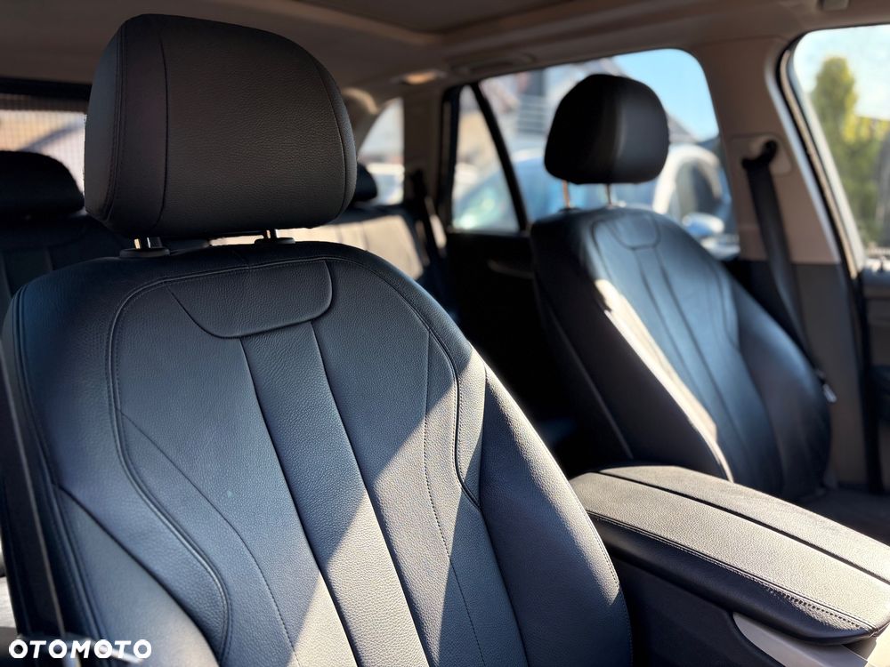 BMW X5 sDrive25d - 29