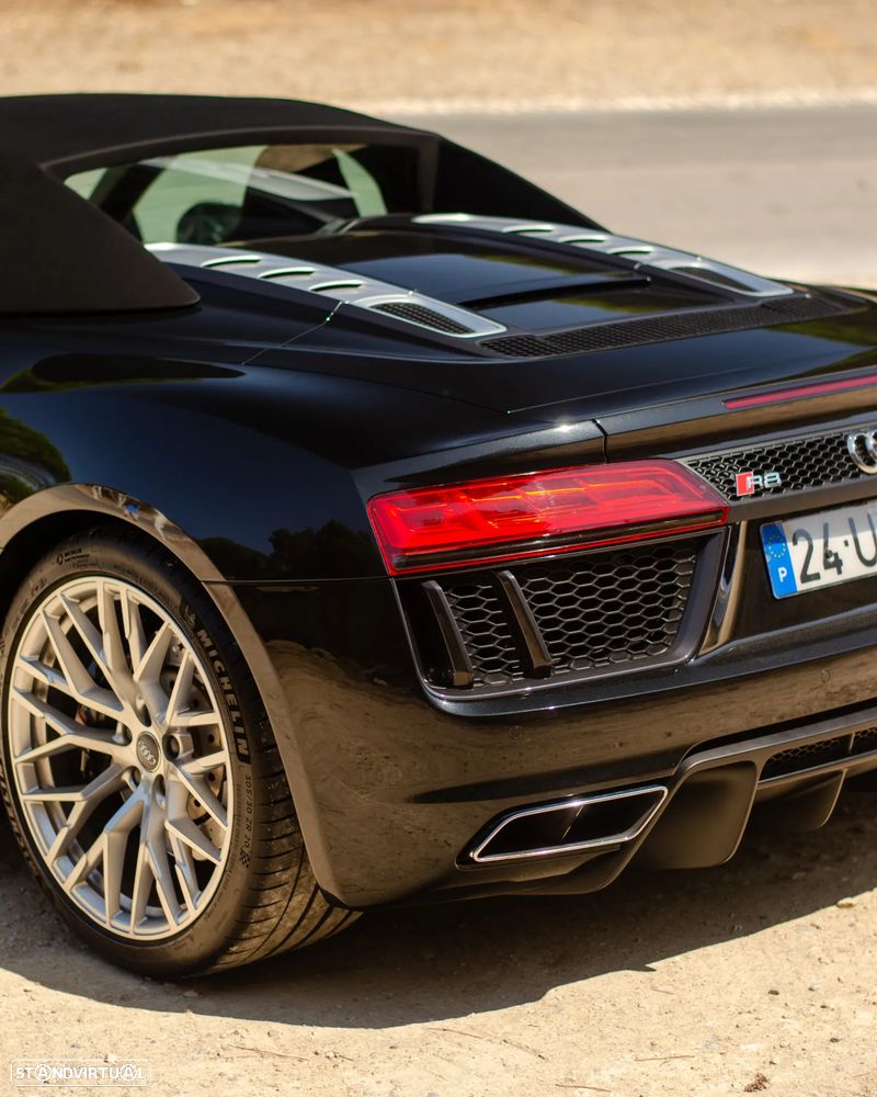 Audi R8 Coupé 5.2 FSI V10 S tronic - 21