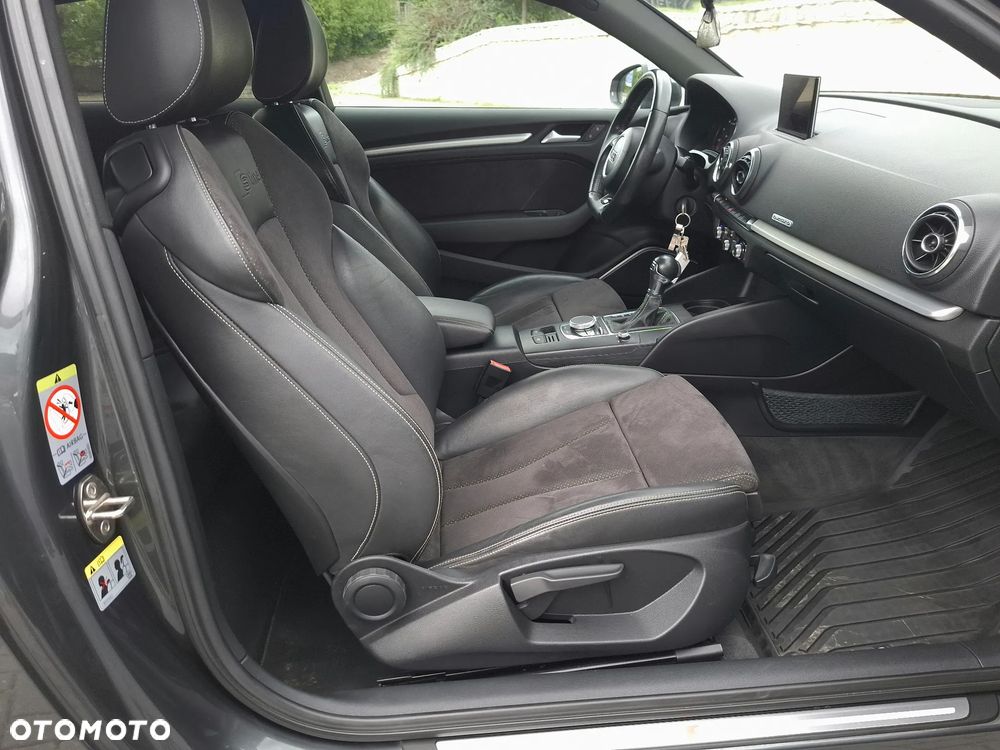 Audi A3 Sportback 1.8 TFSI Quattro Ambition S tronic - 20