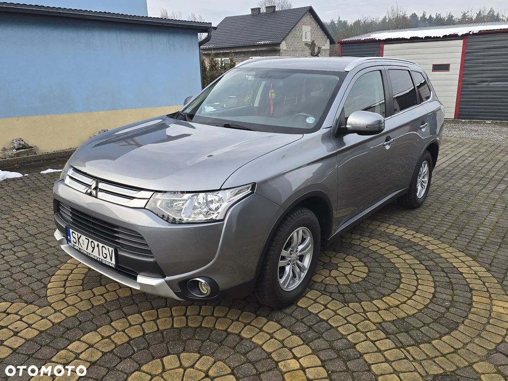 Mitsubishi Outlander 2.2 DID Intense + 4WD - 2