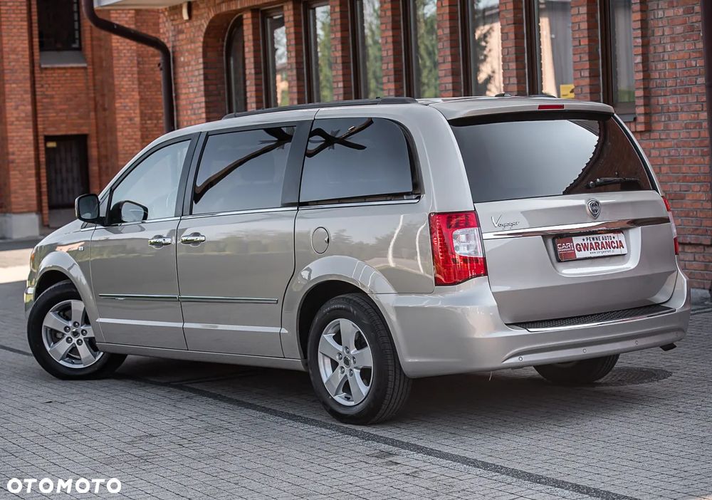 Lancia Voyager 2.8 CRD16v Platinum - 8