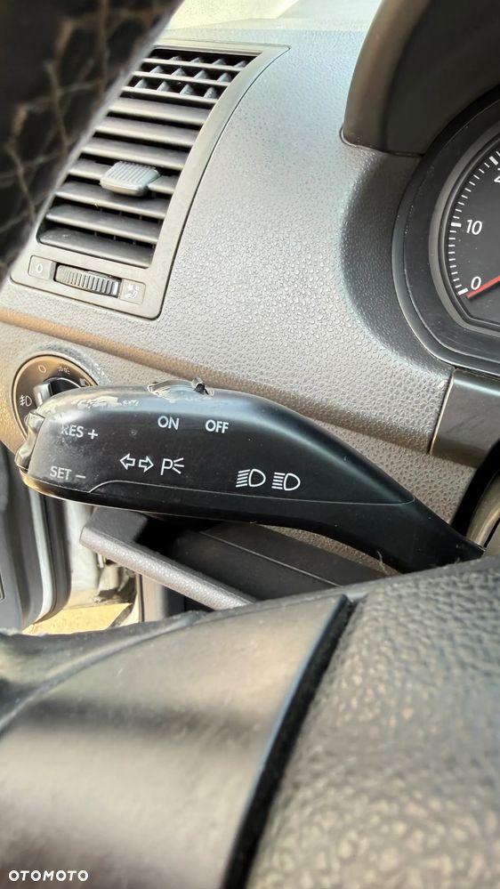 Volkswagen Polo 1.4 16V Sportline - 23