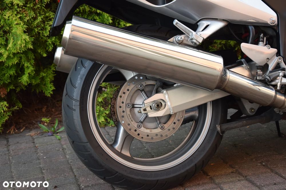 Honda CBR - 9