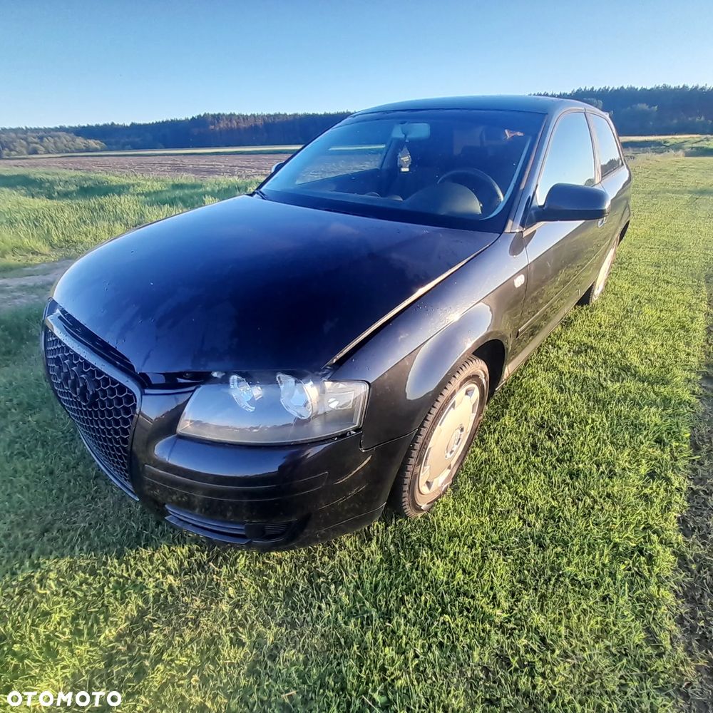 Audi A3 Sportback 1.6 S line Sportpaket plus - 2