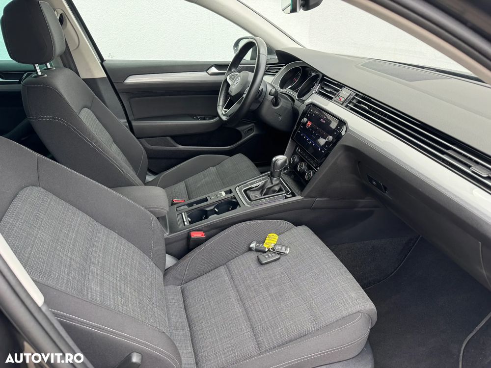 Volkswagen Passat Variant 2.0 TDI DSG Business - 13