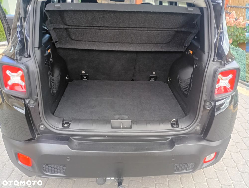 Jeep Renegade - 35