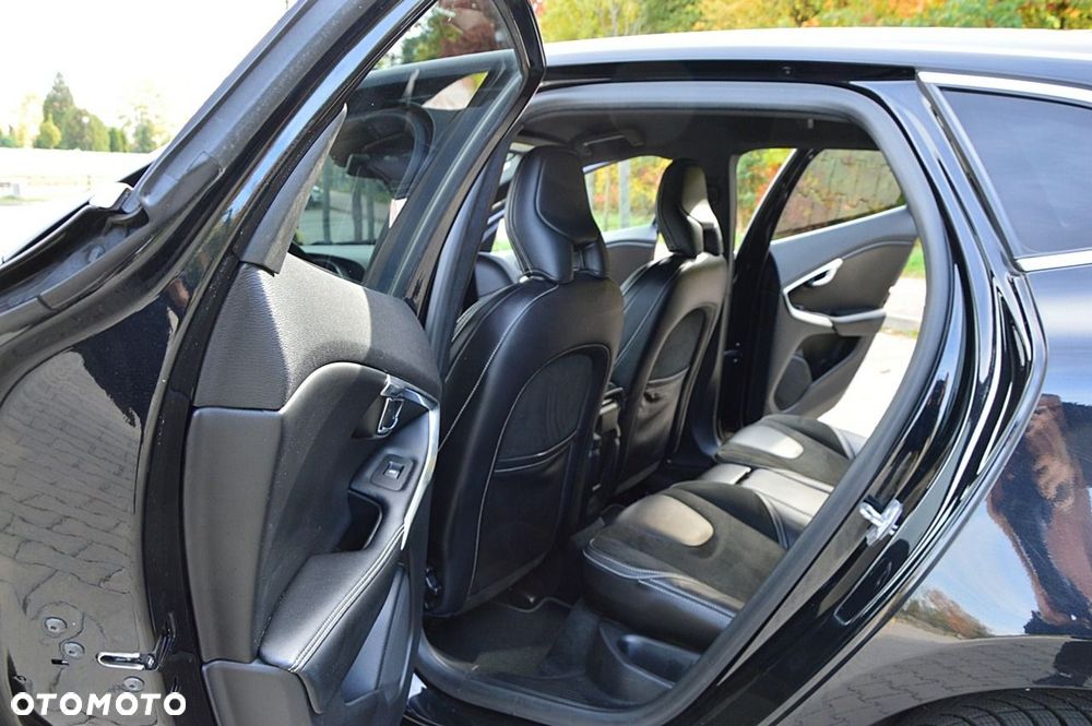 Volvo V40 D4 RDesign - 22