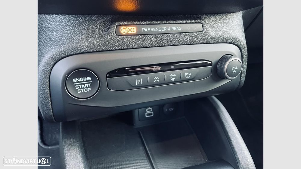 Ford Focus SW 1.0 EcoBoost MHEV ST-Line - 17