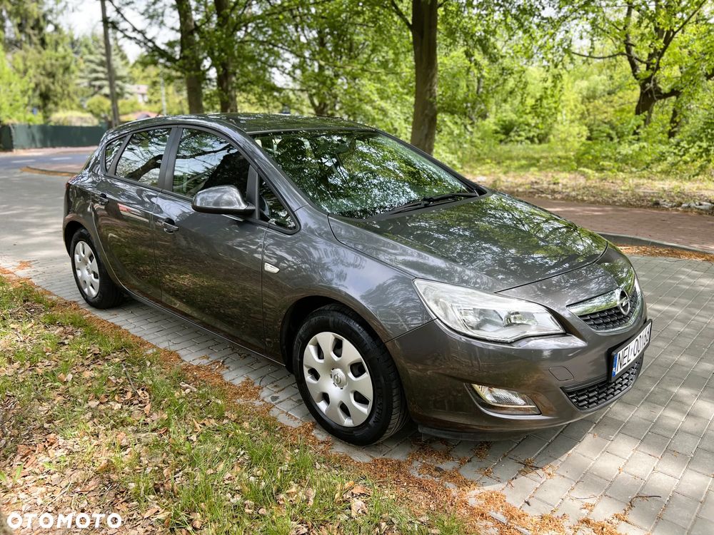 Opel Astra - 2