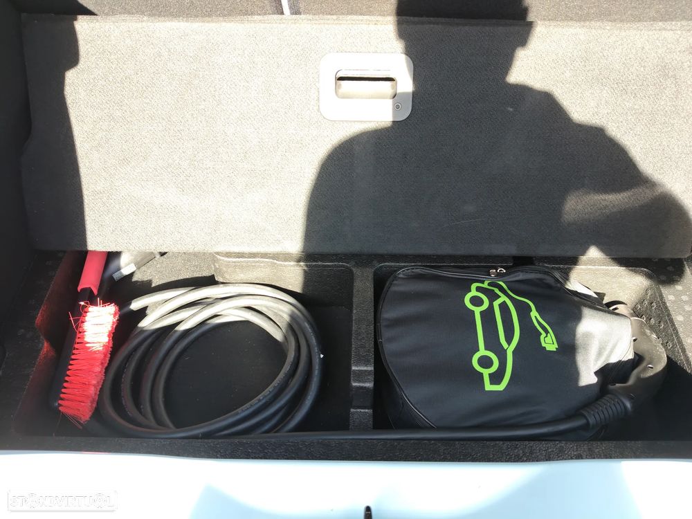 Renault Zoe (c/ Bateria) Zen 50 - 29