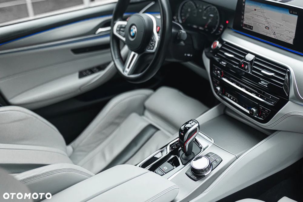 BMW M5 - 16
