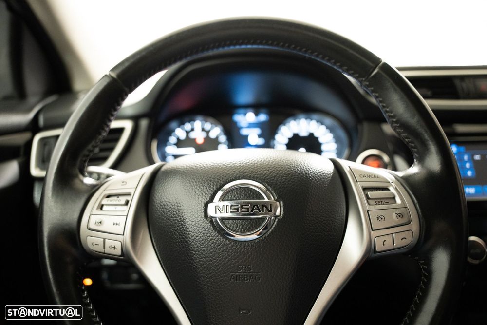 Nissan Qashqai 1.5 dCi N-Connecta - 21
