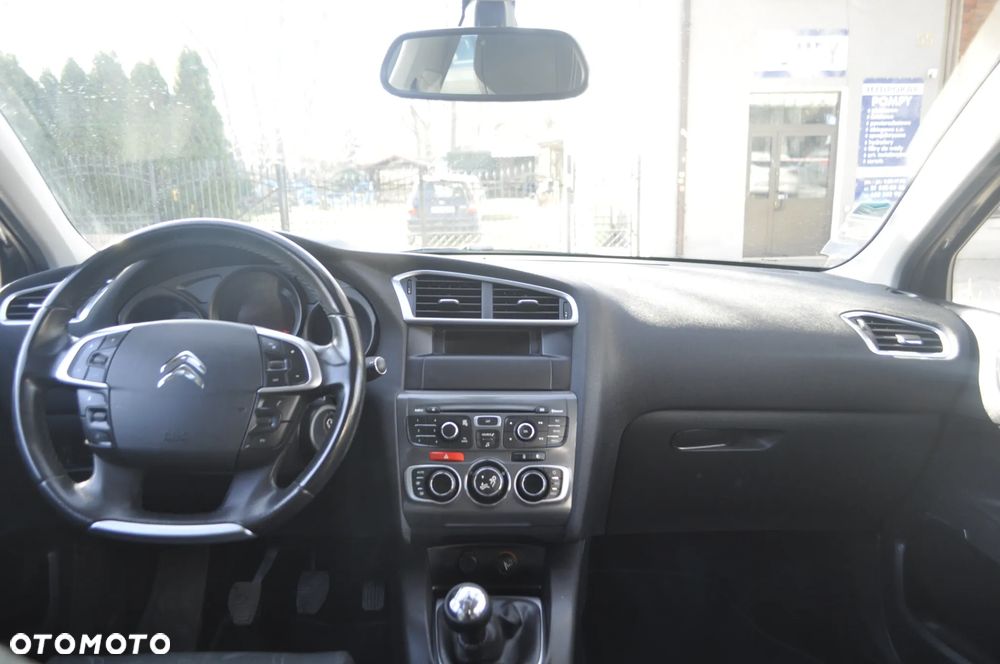 Citroën C4 VTi 120 Attraction - 6