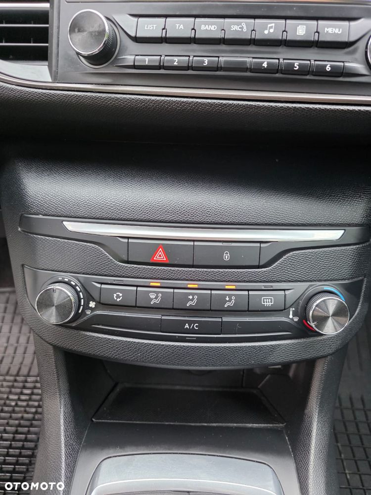 Peugeot 308 1.5 BlueHDi Business Line S&S - 25