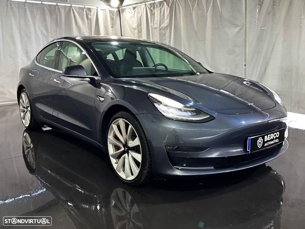 Tesla Model 3 Performance Dual Motor AWD - 4