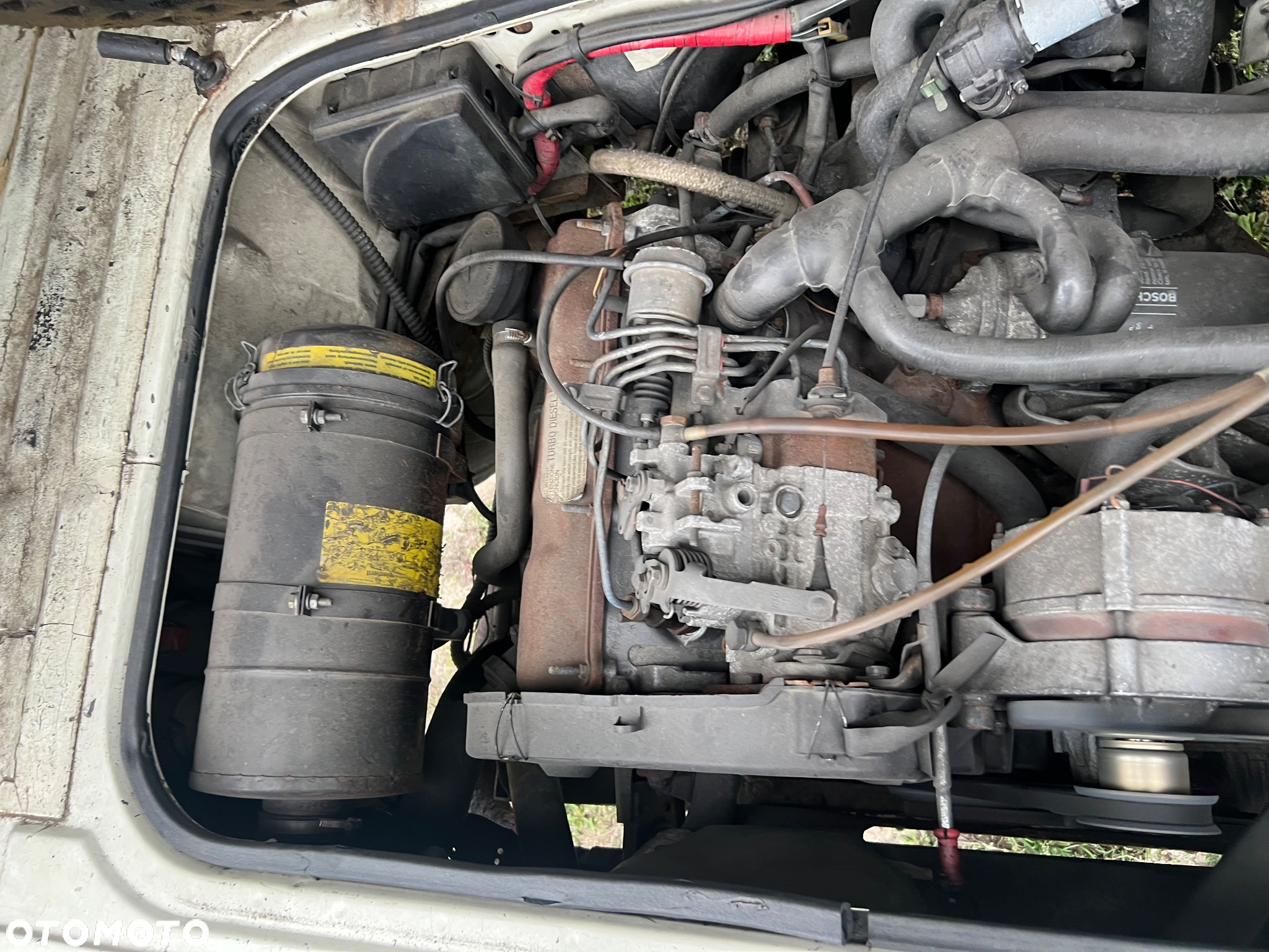 Volkswagen Caravelle - 12