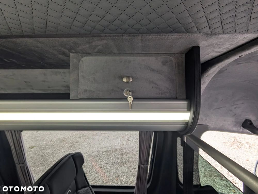 Mercedes-Benz Sprinter 519 - 29