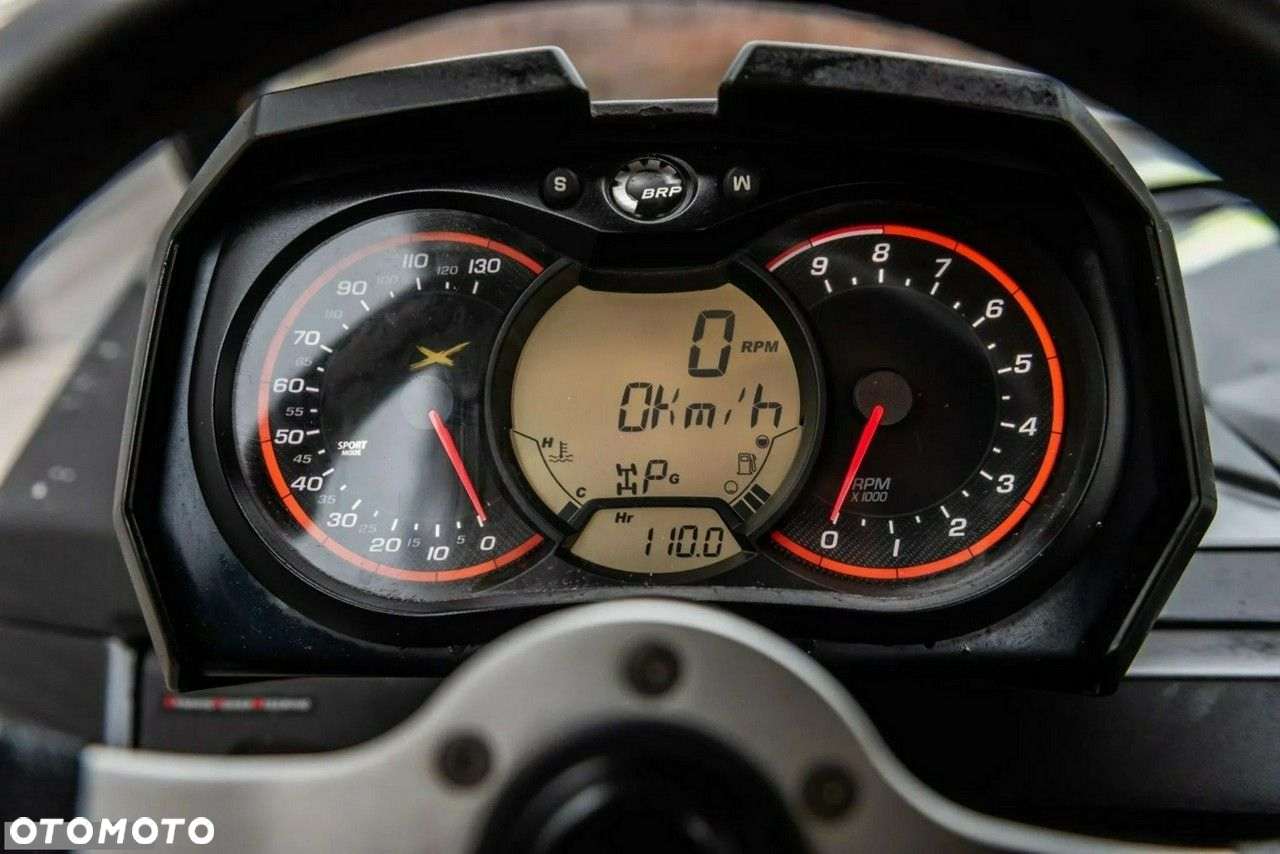 Can-Am Inny - 17
