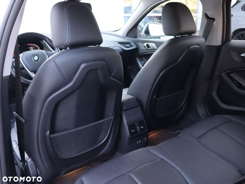 BMW Seria 1 - 16