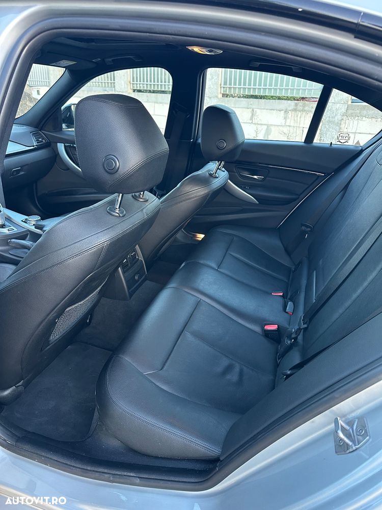 BMW Seria 3 330e iPerformance M Sport - 8