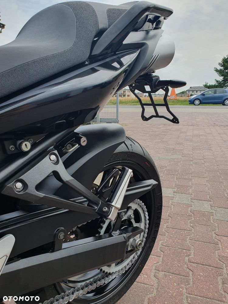 Yamaha FZ6 - 9