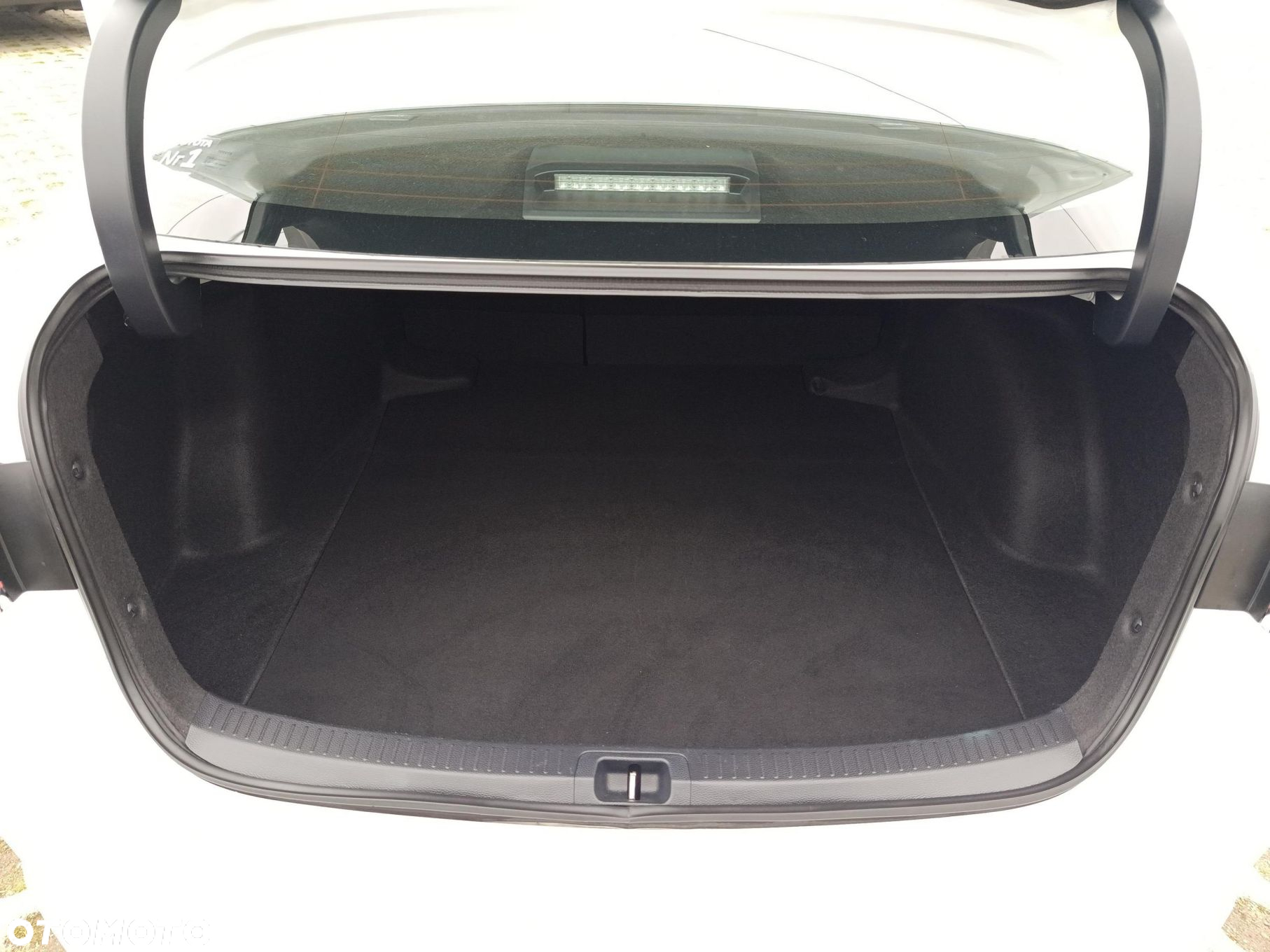 Toyota Corolla 1.8 Hybrid Comfort - 21
