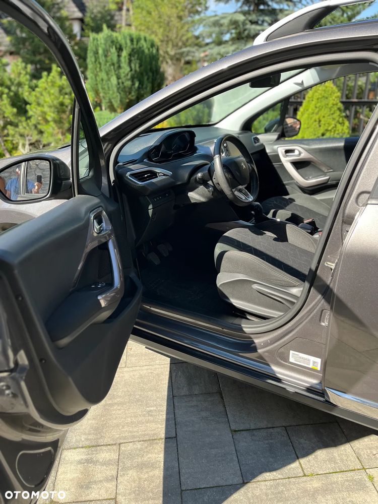 Peugeot 2008 1.6 e-HDi Active S&S - 15
