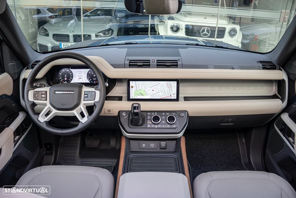 Land Rover Defender 3.0 I6 90 AWD SE - 12