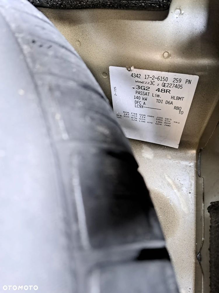 Volkswagen Passat 2.0 TDI BMT 4Mot Highline DSG - 19