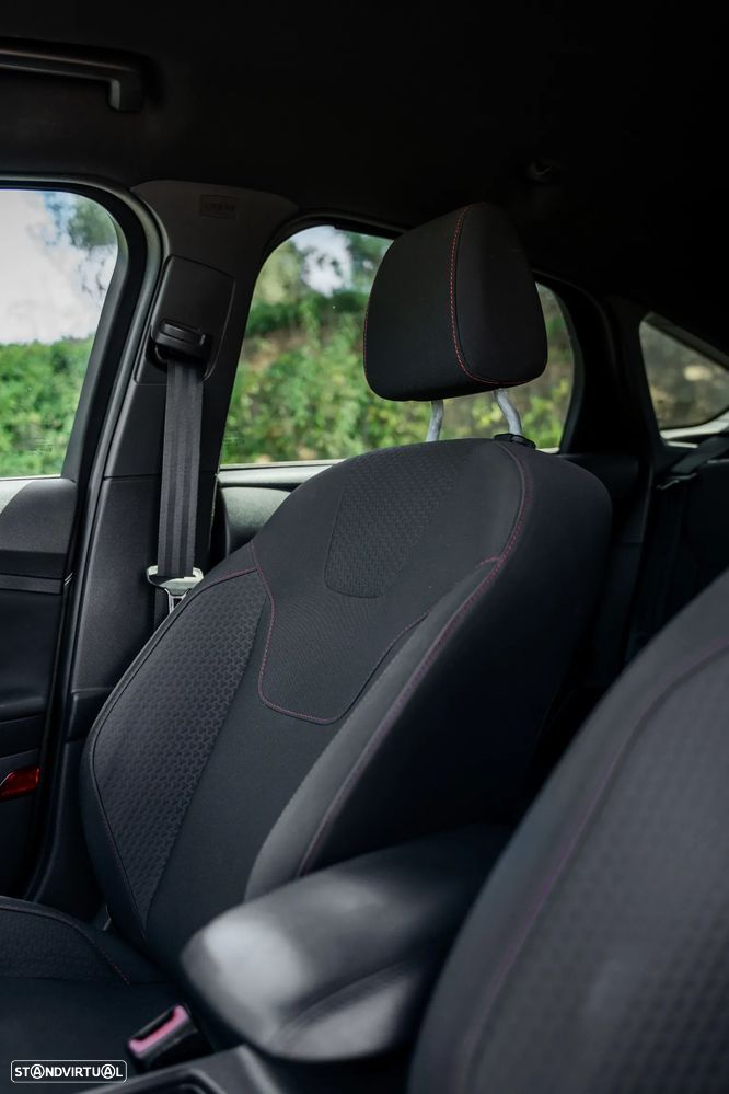 Ford Focus 1.5 TDCi ST-Line - 24