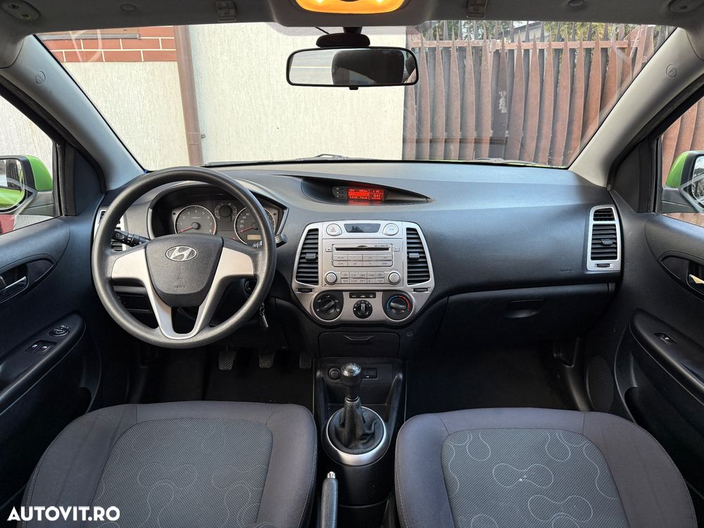 Hyundai i20 1.2 GL Comfort - 4
