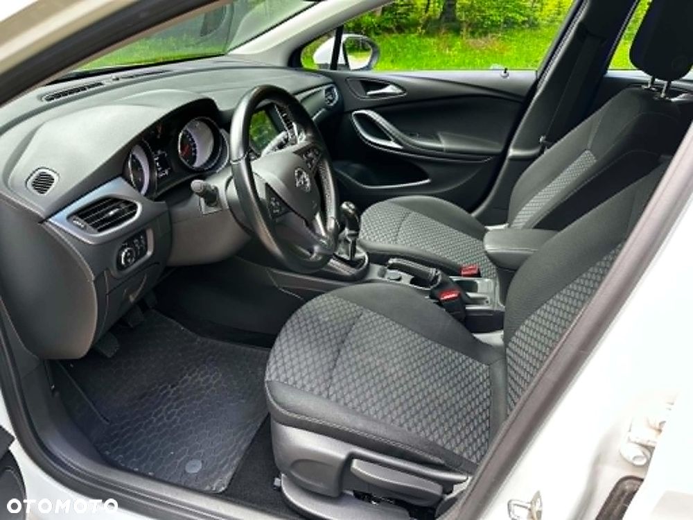 Opel Astra 1.4 Enjoy - 8