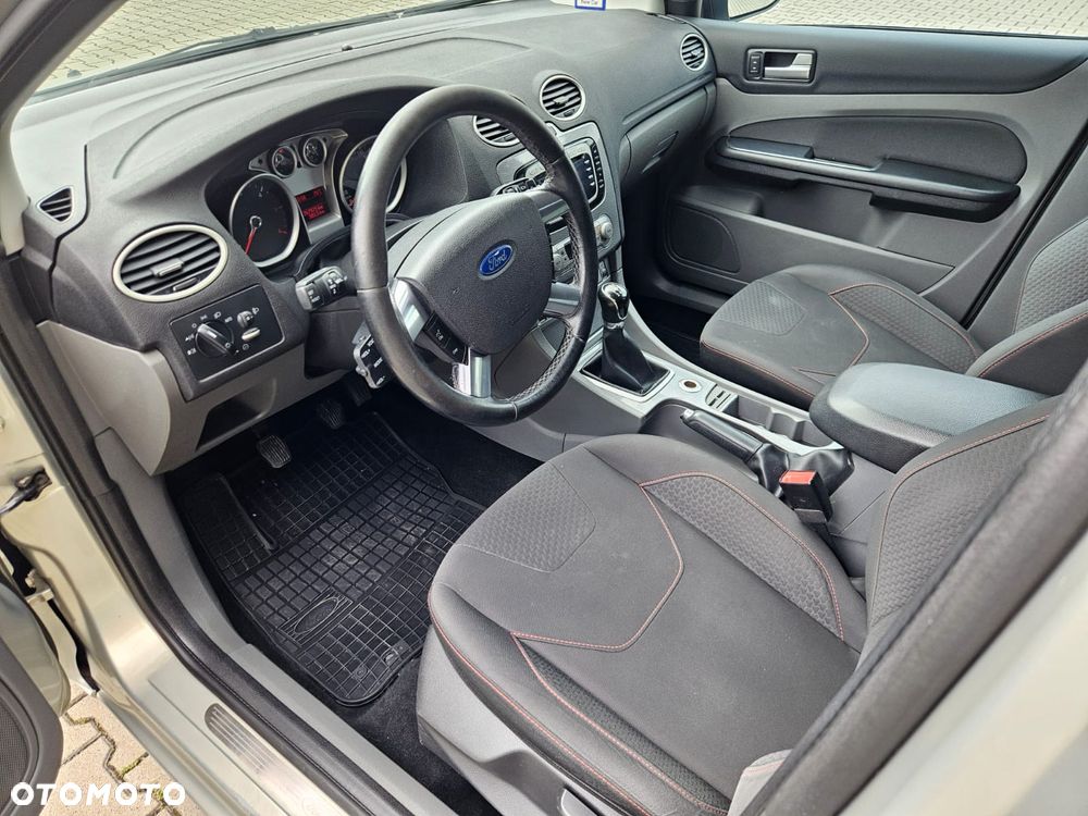 Ford Focus TDCi Sport - 18