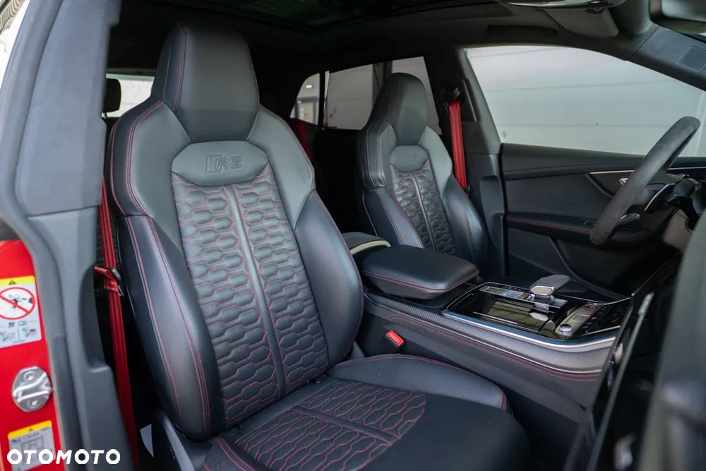 Audi RS Q8 - 30