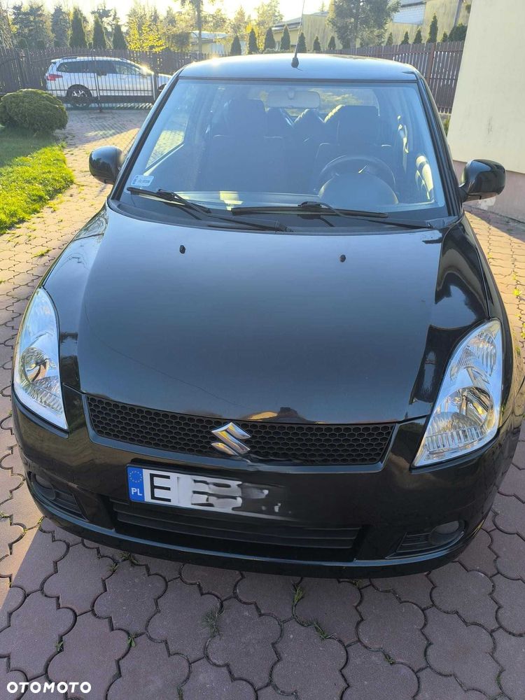 Suzuki Swift - 2