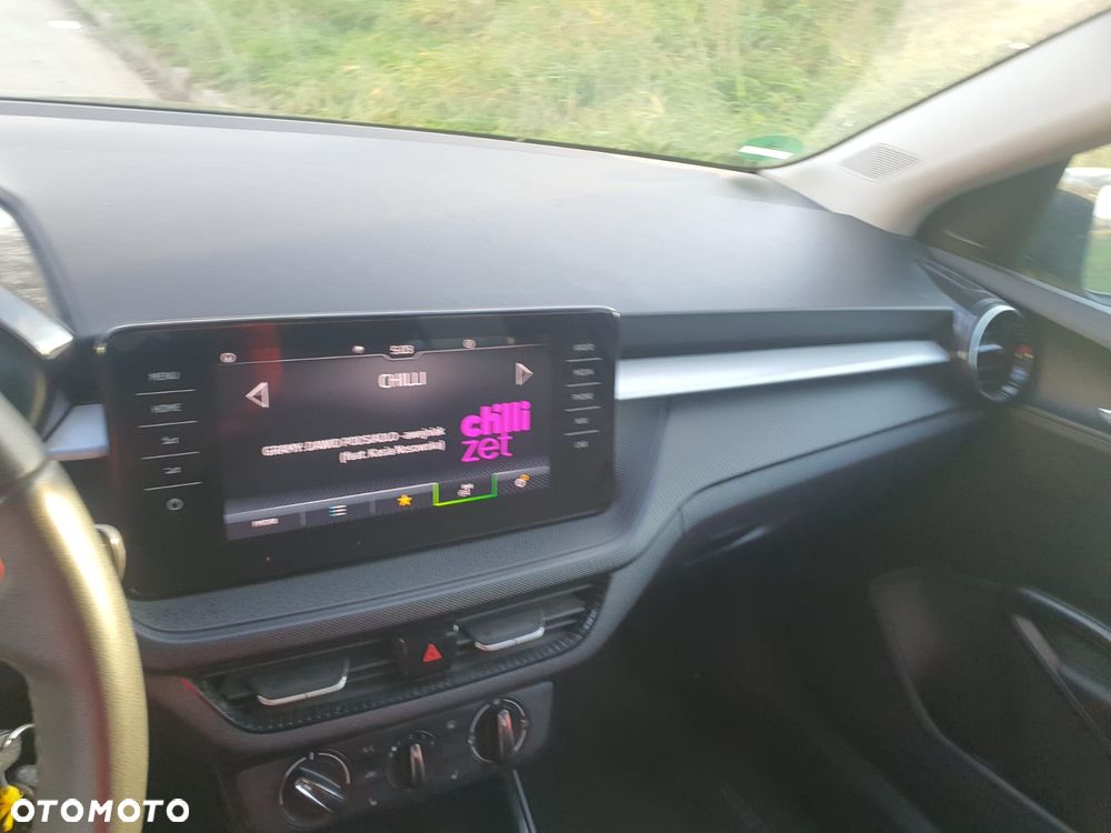 Skoda Fabia ver-1-0-tsi-ambition-dsg - 7