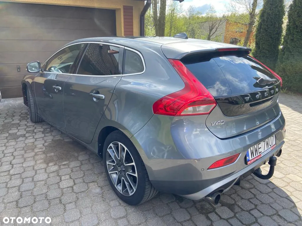 Volvo V40 D4 Drive-E R-Design Summum - 3
