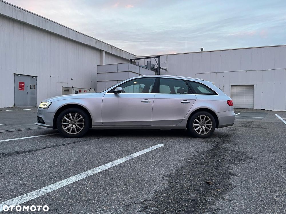 Audi A4 Avant 2.0 TDI Quattro S tronic - 3