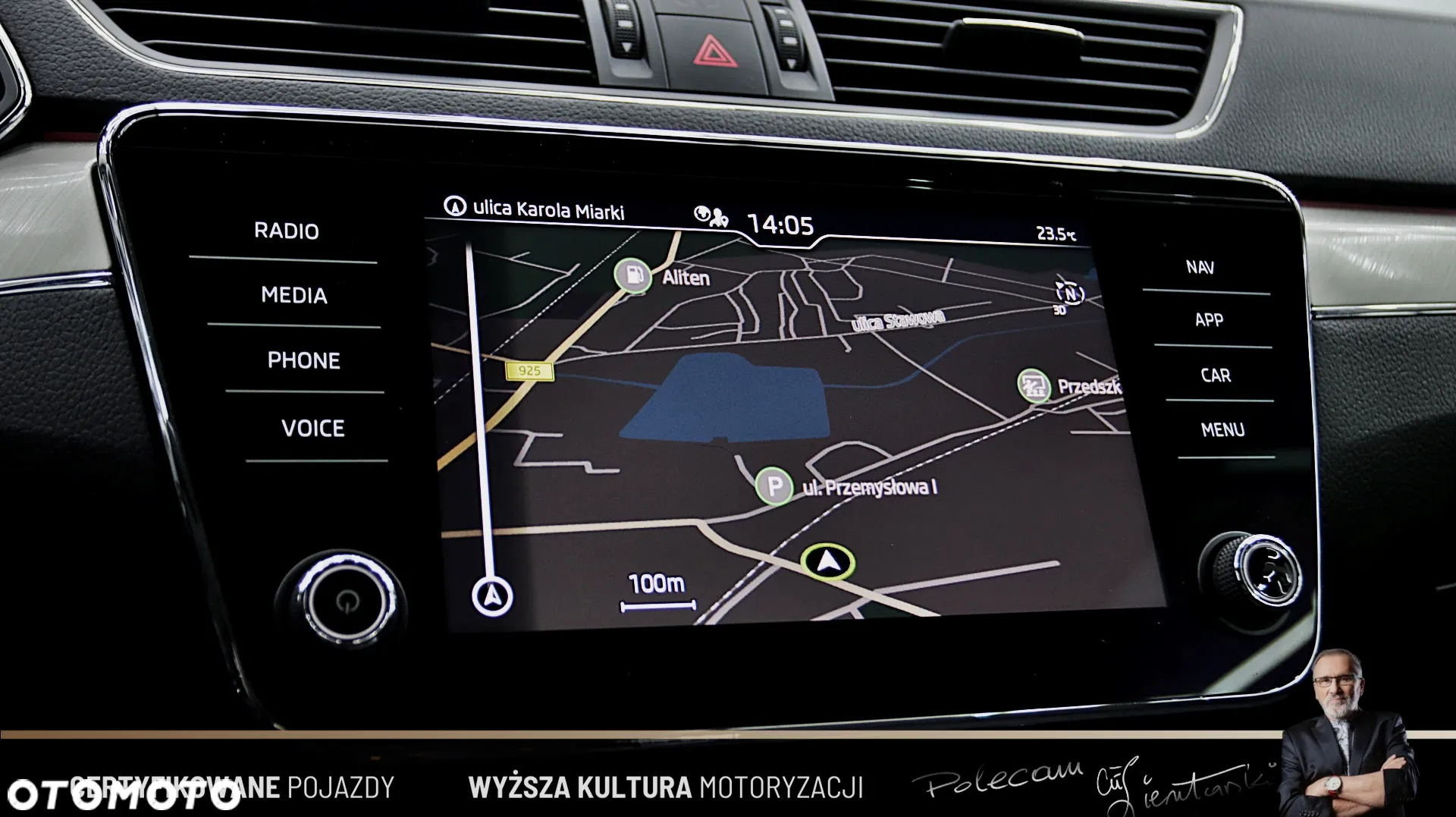 Skoda Superb 2.0 TDI SCR Style DSG - 20