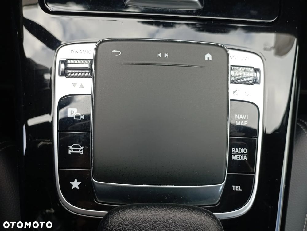 Mercedes-Benz Klasa A 200 7G-DCT - 17